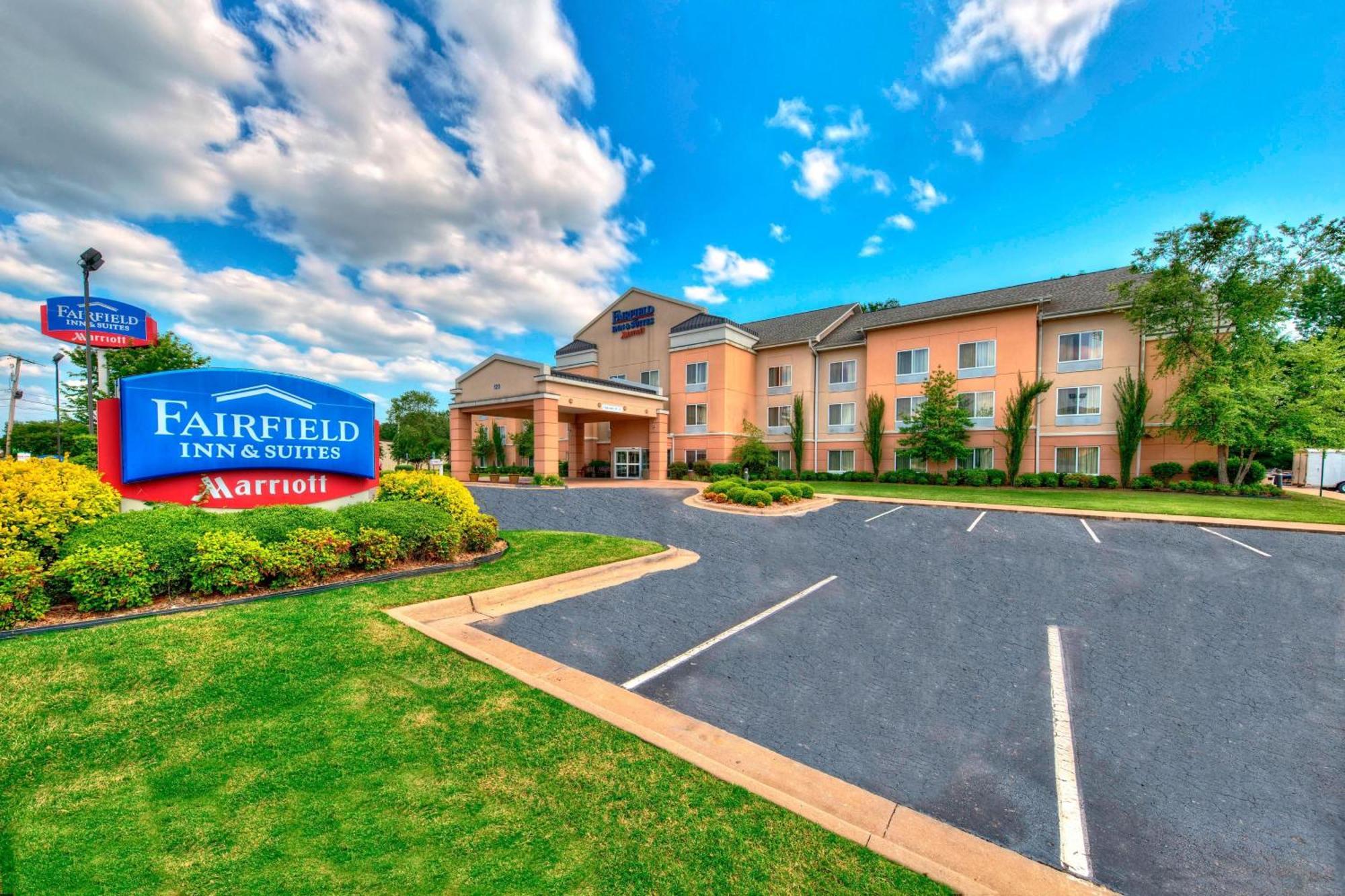 Fairfield By Marriott Расселлвилл Экстерьер фото