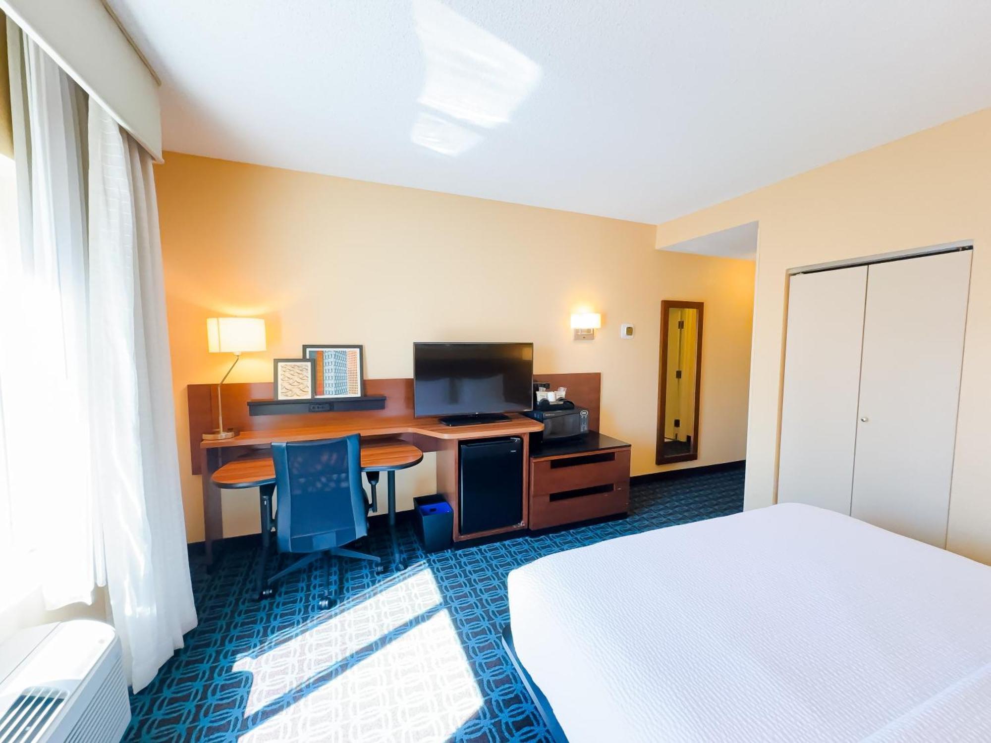 Fairfield By Marriott Расселлвилл Экстерьер фото