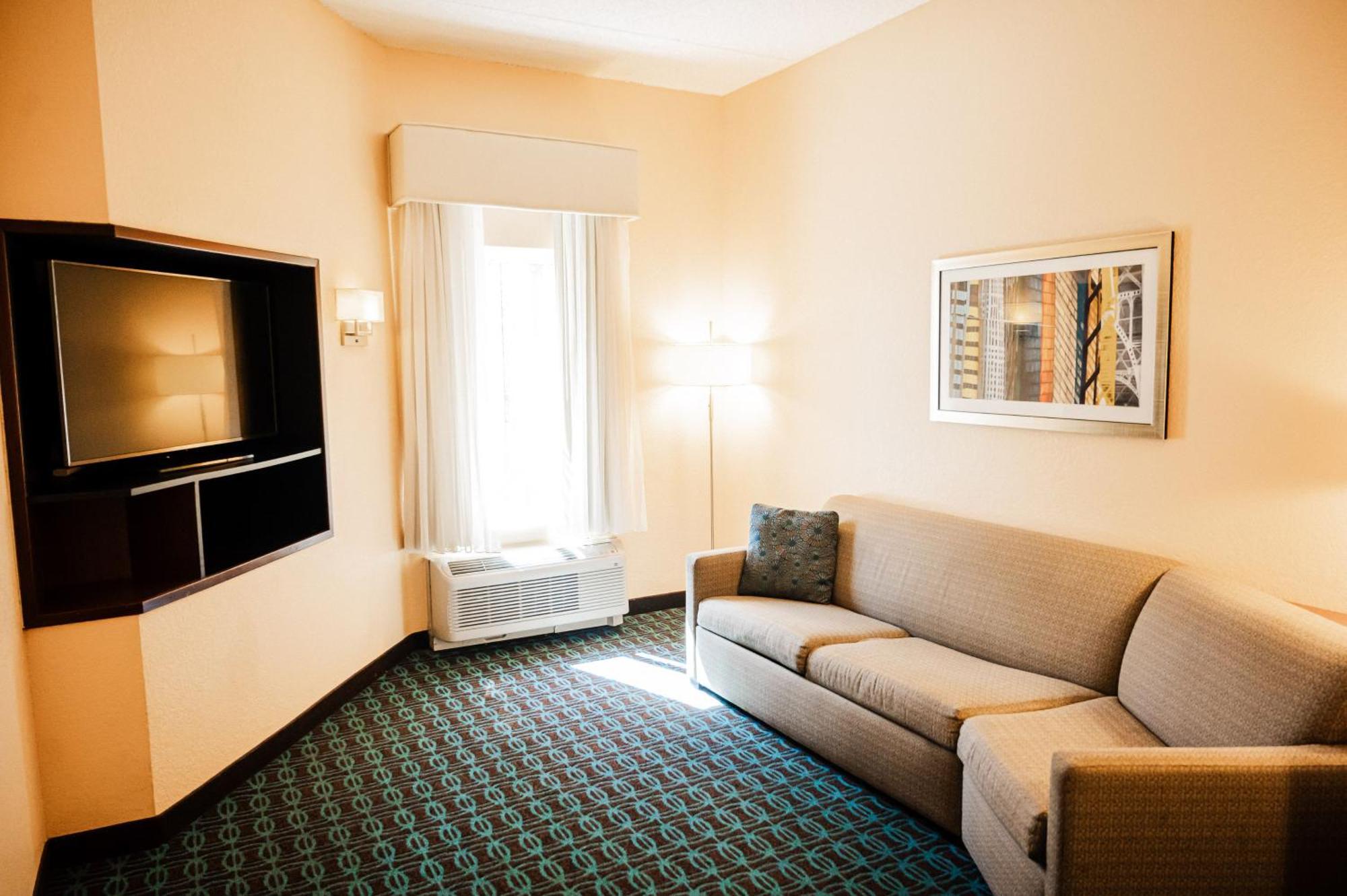 Fairfield By Marriott Расселлвилл Экстерьер фото