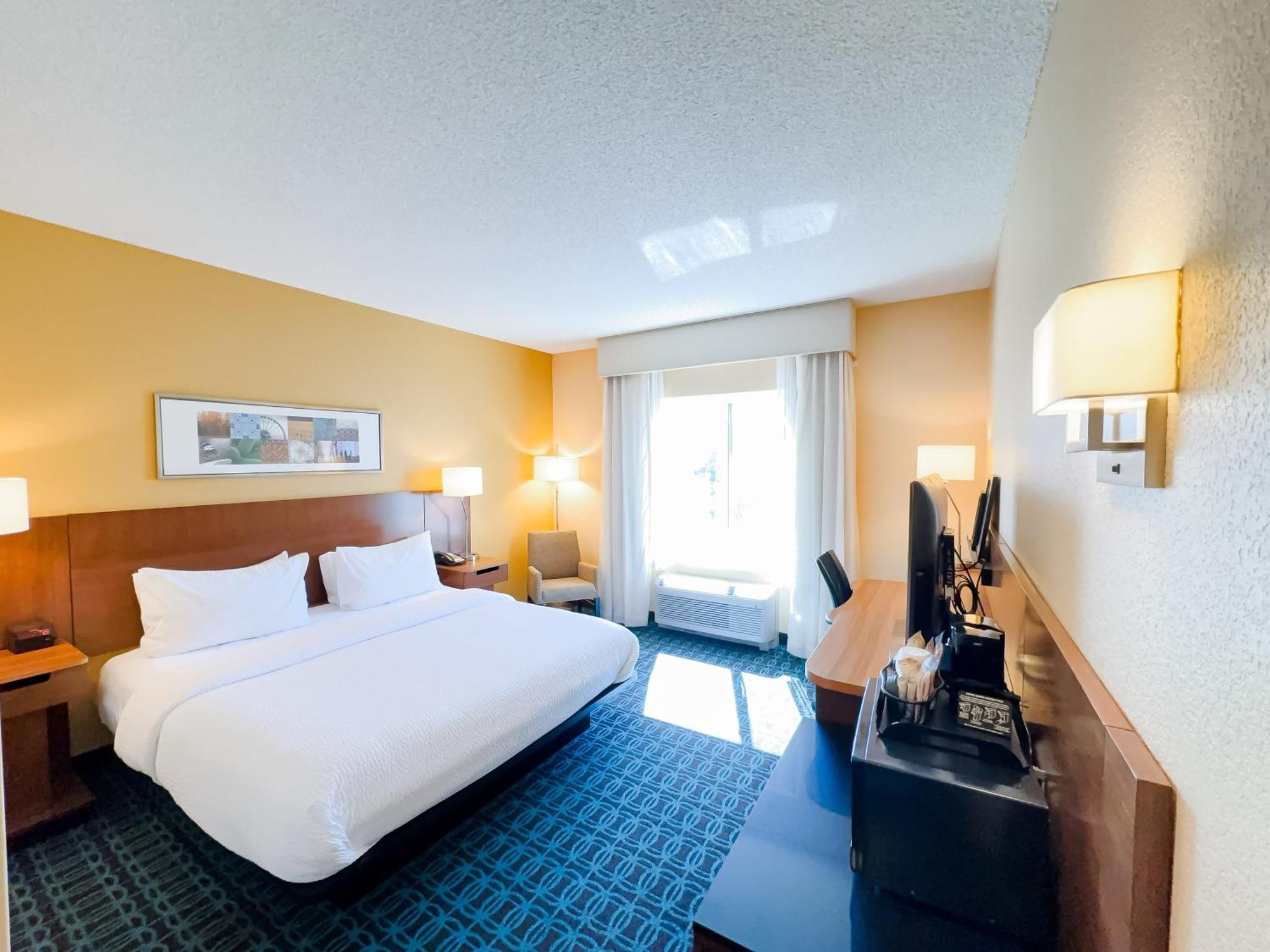 Fairfield By Marriott Расселлвилл Экстерьер фото
